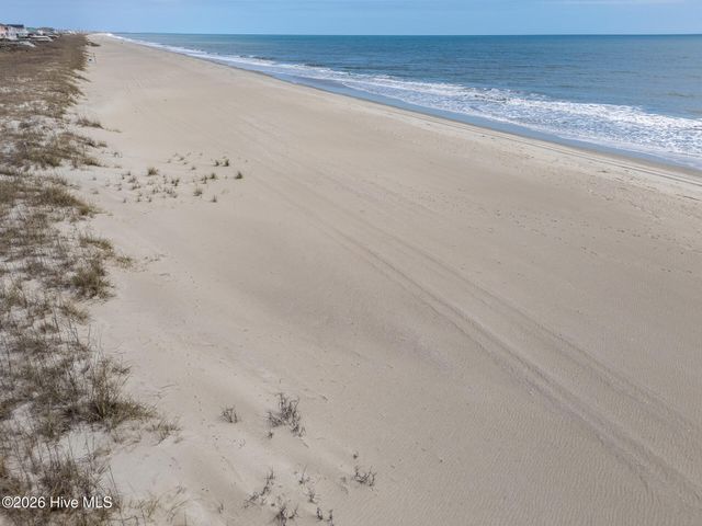 1001 Ocean Boulevard W, Supply, NC 28462