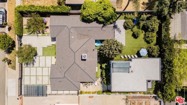 5509 Woodman Avenue, Los Angeles, CA 91401