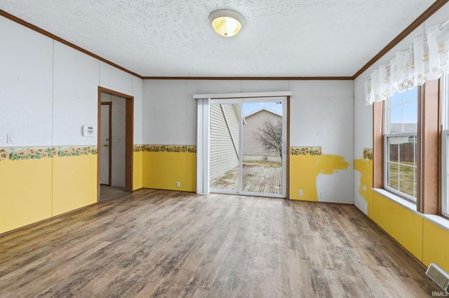 205 Forrest Park Drive, Garrett, IN 46738
