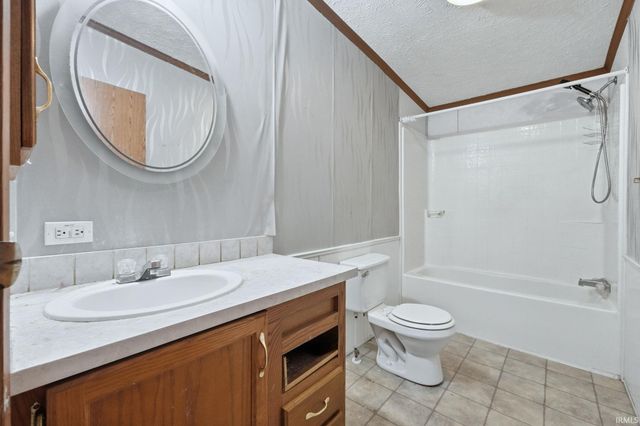 205 Forrest Park Drive, Garrett, IN 46738