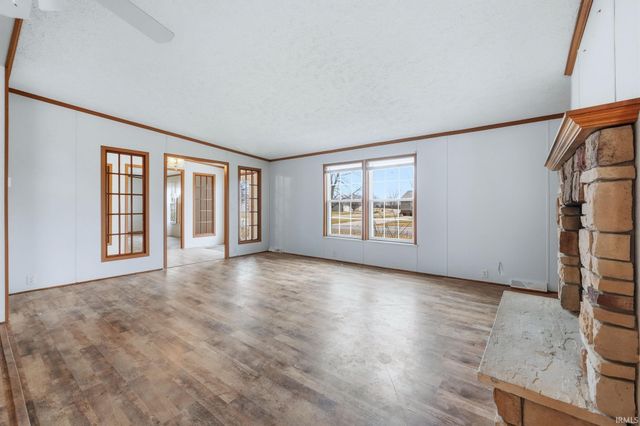 205 Forrest Park Drive, Garrett, IN 46738
