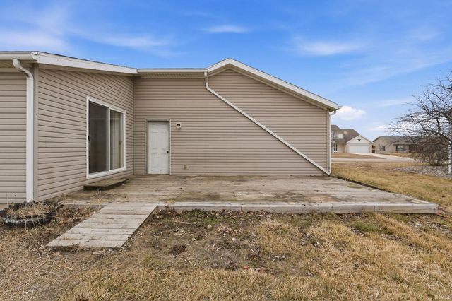 205 Forrest Park Drive, Garrett, IN 46738