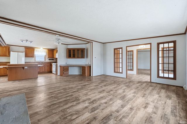 205 Forrest Park Drive, Garrett, IN 46738