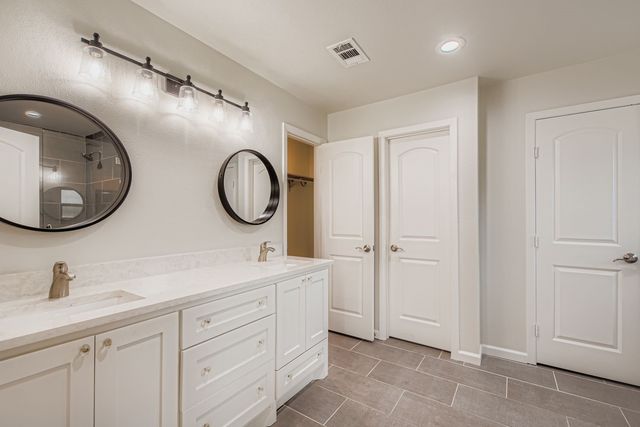 7713 Salzburg Drive, Rowlett, TX 75089