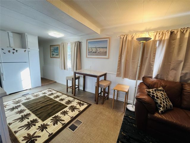 2113 ILLINOIS AVENUE, Bradenton, FL 34207