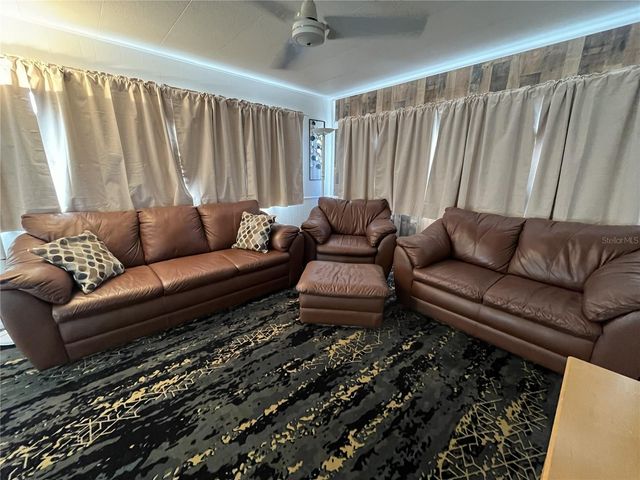 2113 ILLINOIS AVENUE, Bradenton, FL 34207