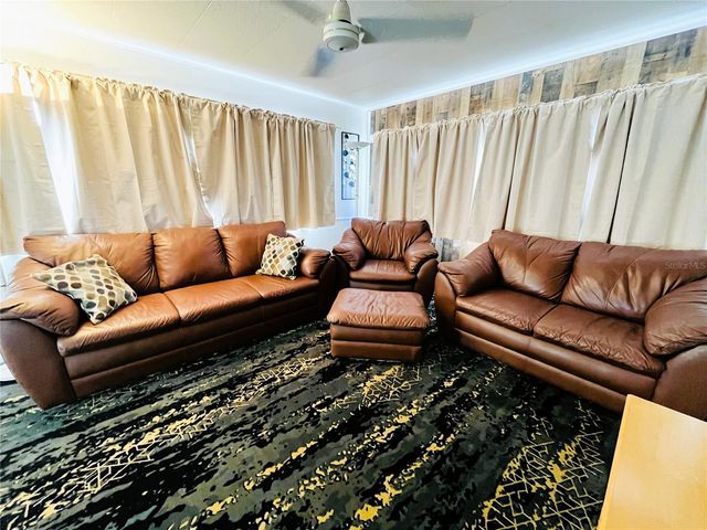 2113 ILLINOIS AVENUE, Bradenton, FL 34207