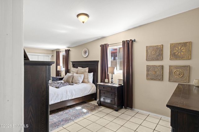 2309 Montana Avenue, Las Cruces, NM 88001