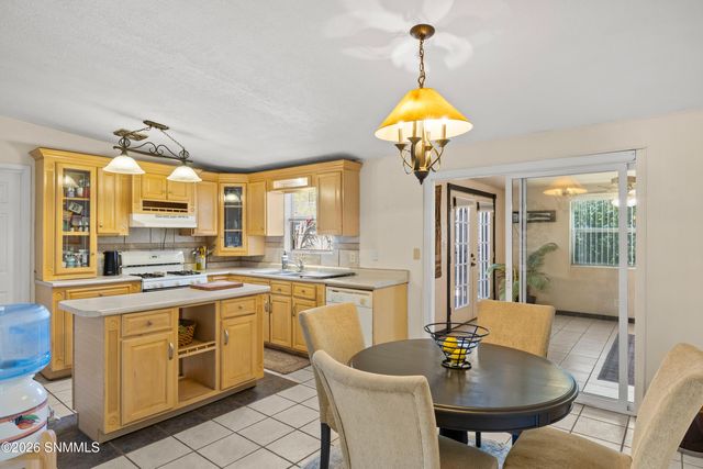 2309 Montana Avenue, Las Cruces, NM 88001