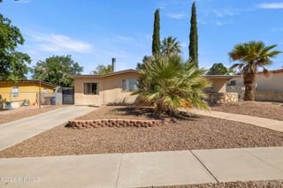 2309 Montana Avenue, Las Cruces, NM 88001