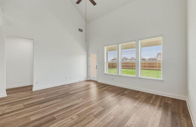 120 Ventura DR, Liberty Hill, TX 78642