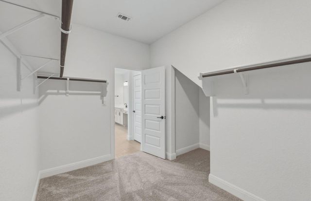 120 Ventura DR, Liberty Hill, TX 78642