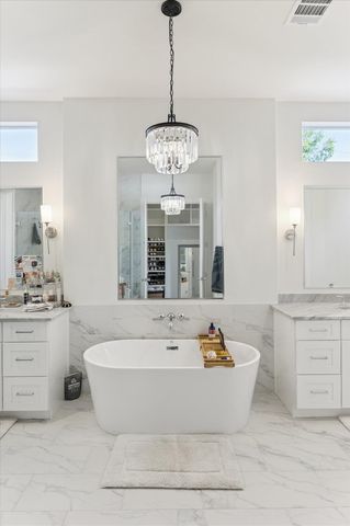 531 W 27th Street, Houston, TX 77008