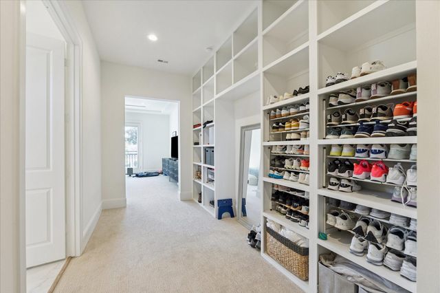 531 W 27th Street, Houston, TX 77008