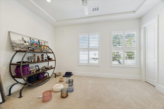 531 W 27th Street, Houston, TX 77008