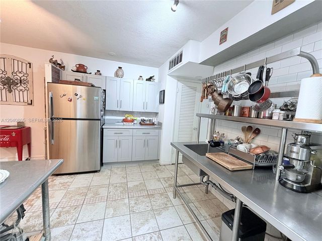 1120 102nd Street 2, Bay Harbor Islands, FL 33154