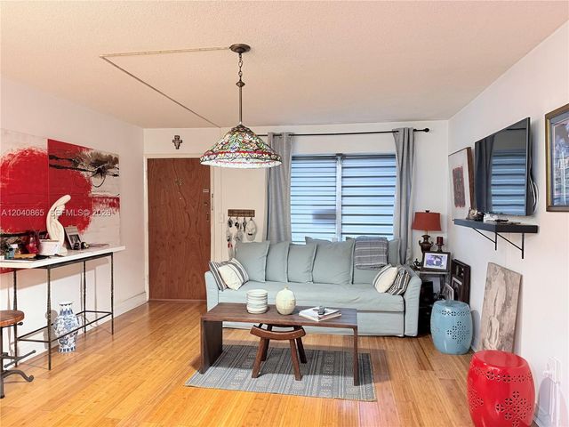 1120 102nd Street 2, Bay Harbor Islands, FL 33154