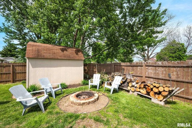 2129 MARIGOLD Drive, Pekin, IL 61554