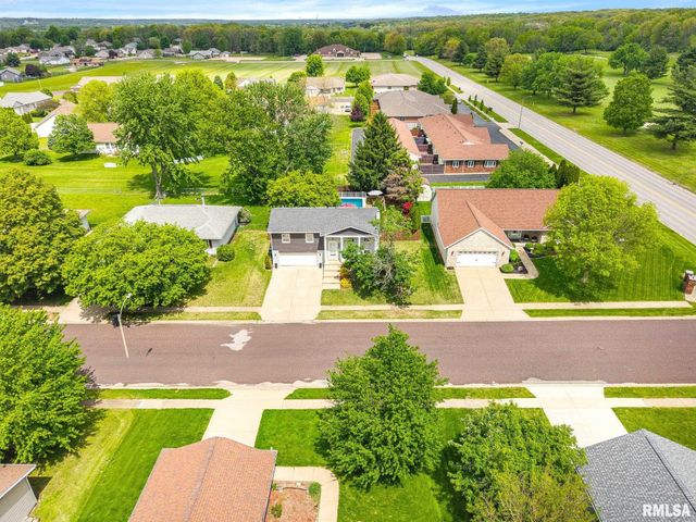 2129 MARIGOLD Drive, Pekin, IL 61554