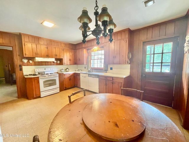 114 Dogwood Drive, Hazlehurst, MS 39083