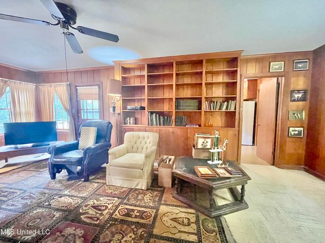 114 Dogwood Drive, Hazlehurst, MS 39083