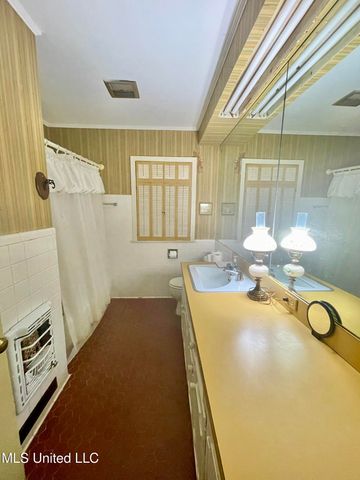114 Dogwood Drive, Hazlehurst, MS 39083