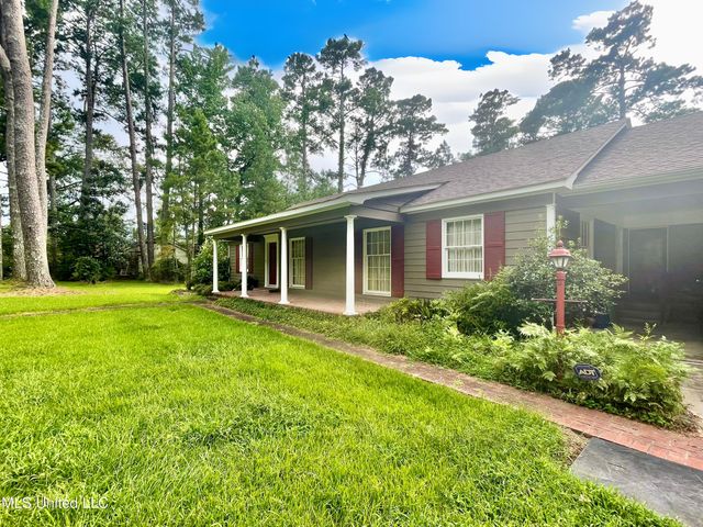 114 Dogwood Drive, Hazlehurst, MS 39083