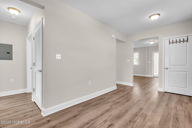 48 Flint Road B, Toms River, NJ 08757