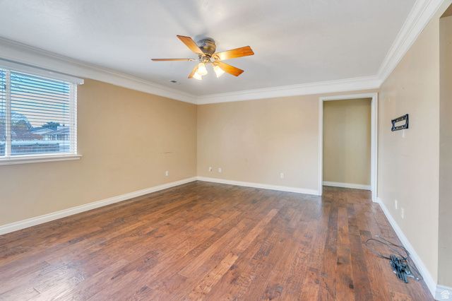 6072 S 700 W, Murray, UT 84123