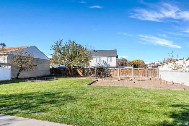 6072 S 700 W, Murray, UT 84123