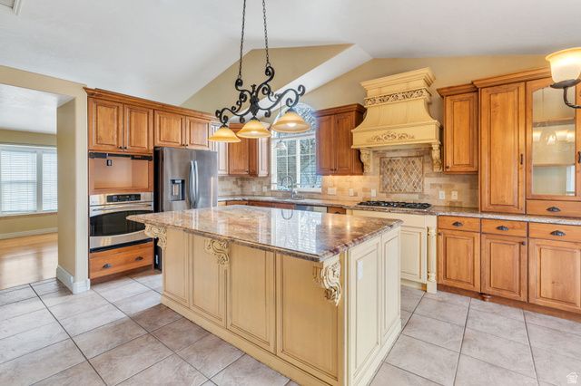 6072 S 700 W, Murray, UT 84123