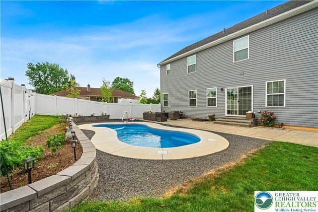 2670 14th Street, Bethlehem Twp, PA 18020