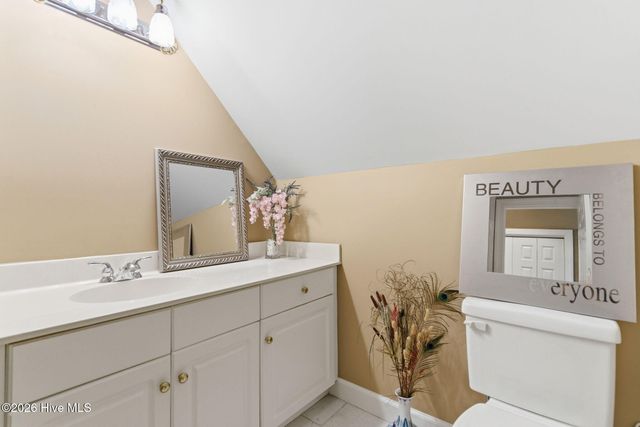 410 Whitebridge Road, Hampstead, NC 28443