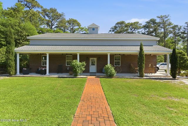410 Whitebridge Road, Hampstead, NC 28443