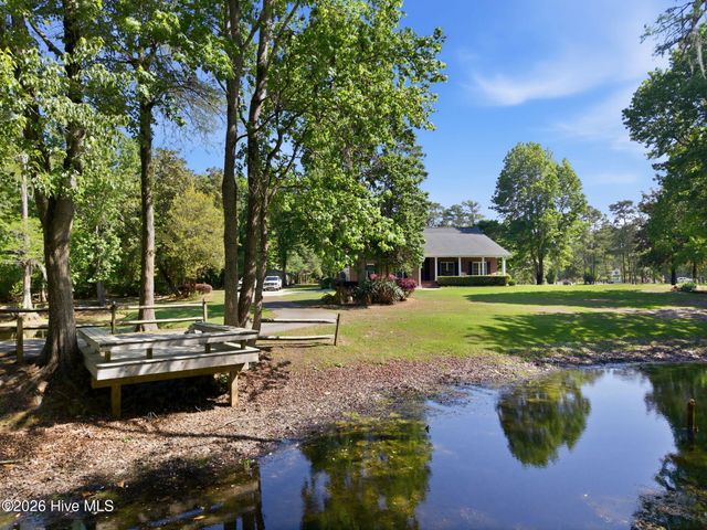 410 Whitebridge Road, Hampstead, NC 28443