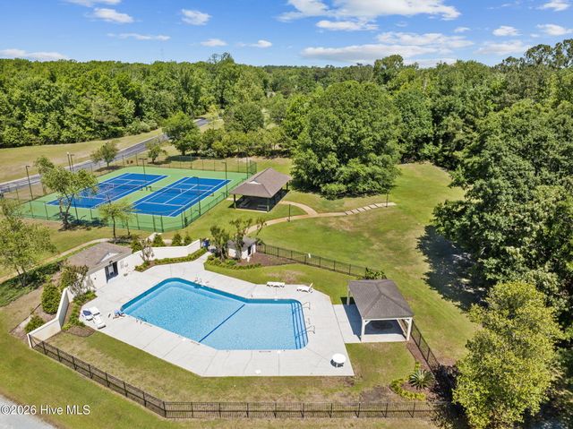 410 Whitebridge Road, Hampstead, NC 28443