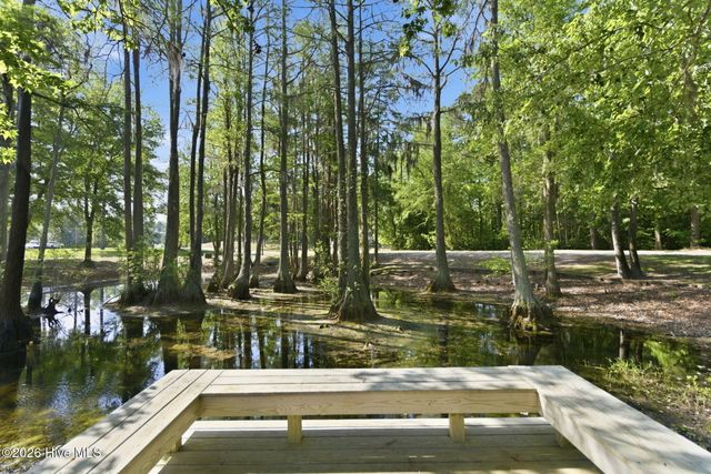 410 Whitebridge Road, Hampstead, NC 28443