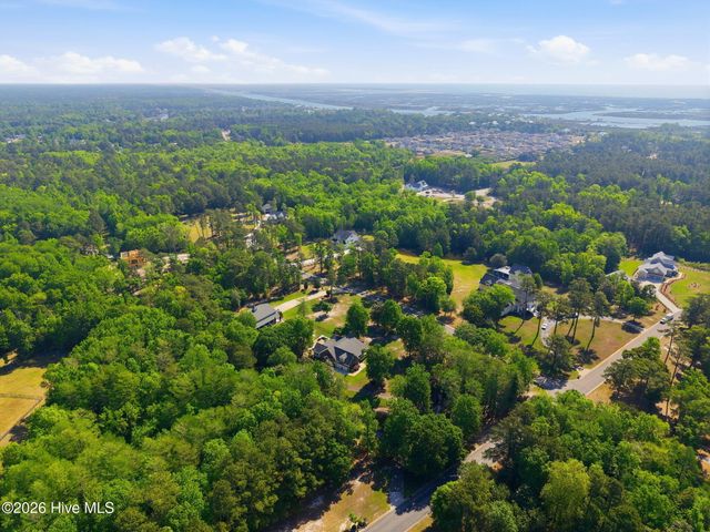 410 Whitebridge Road, Hampstead, NC 28443