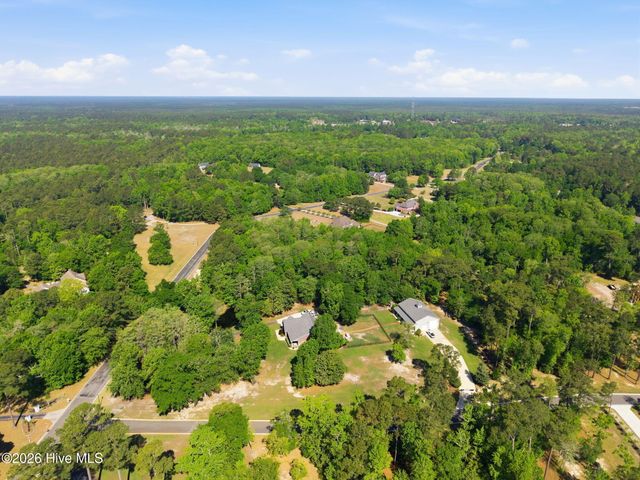 410 Whitebridge Road, Hampstead, NC 28443