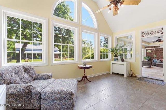 410 Whitebridge Road, Hampstead, NC 28443