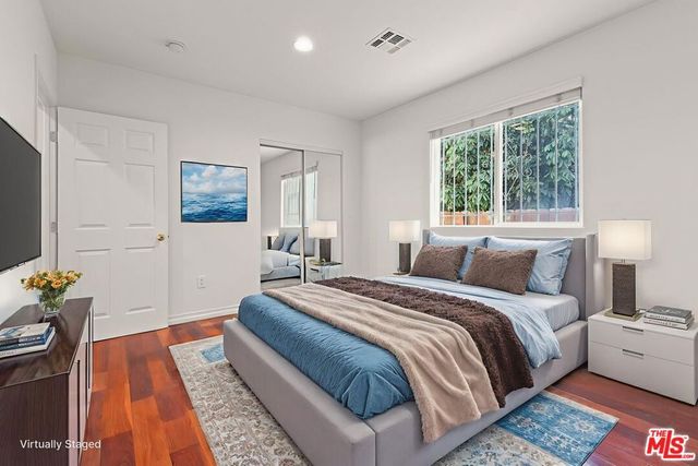 2120 9th Avenue, Los Angeles, CA 90018