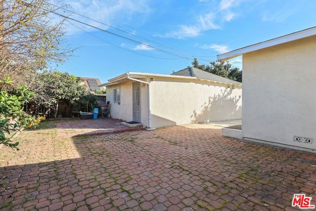 2120 9th Avenue, Los Angeles, CA 90018