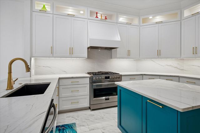 2916 Thomas Avenue, Dallas, TX 75204