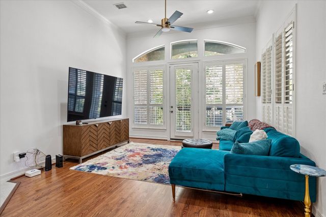 2916 Thomas Avenue, Dallas, TX 75204