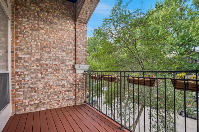 2916 Thomas Avenue, Dallas, TX 75204