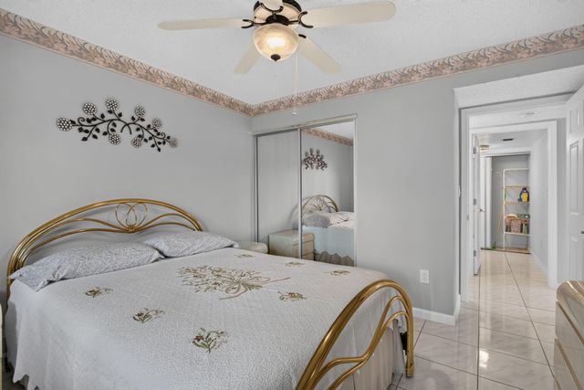 7216 S Devon Drive 212, Tamarac, FL 33321
