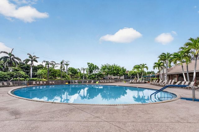 7216 S Devon Drive 212, Tamarac, FL 33321