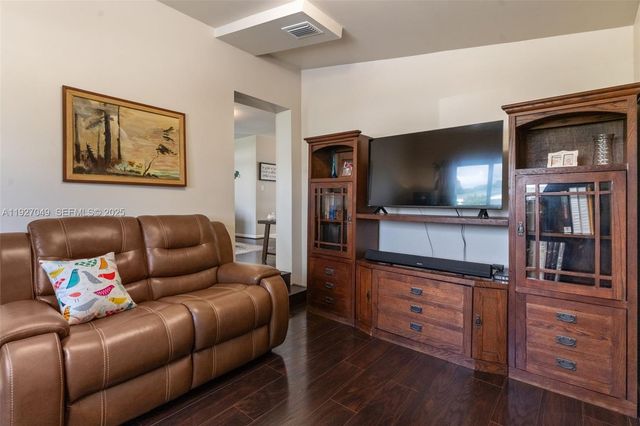 12460 SW 186th St, Miami, FL 33177