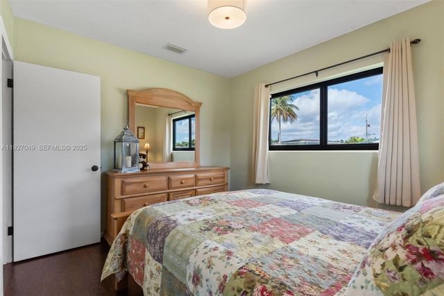 12460 SW 186th St, Miami, FL 33177