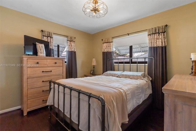 12460 SW 186th St, Miami, FL 33177